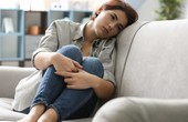 Phụ nữ bị trầm cảm có nên sinh con?