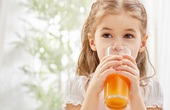 Bị viêm phế quản có nên uống nước cam không? 