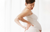 Đau lưng khi mang thai có nguy hiểm cho thai nhi không?