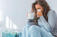 Những yếu tố làm tăng nguy cơ cảm cúm, tuổi tác không phải nguyên nhân hàng đầu