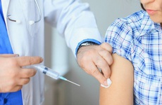 Trước khi tiêm vaccine phòng cúm, khám sàng lọc có cần thiết hay không?