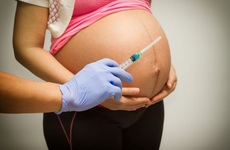Tiêm phòng cúm khi mang thai có an toàn không?