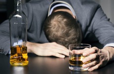 Tỷ lệ viêm tụy cấp do rượu bia tăng nhanh: Cảnh báo các nguy cơ và tác hại do rượu bia gây ra