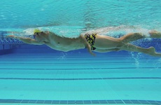 Điểm danh 4 bộ phận cơ thể dễ gặp chấn thương khi bơi lội