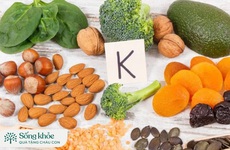 Thiếu hụt vitamin K ở người cao tuổi có thể gây ra nhiều bệnh nguy hiểm