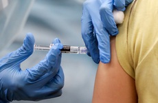 3 việc cần làm ngay sau khi được tiêm vắc-xin covid-19