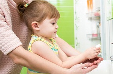 Nhiễm trùng tiêu hóa ở trẻ em: Hướng dẫn cách phòng bệnh tiêu chảy cấp ở trẻ