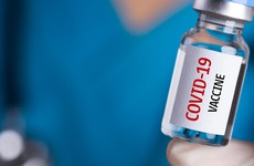 Trẻ em vị thành niên tiêm vắc xin Covid-19 liệu có an toàn không?