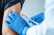 Ai không được tiêm vaccine Covid-19? Đối tượng nào cần trì hoãn tiêm vaccine?