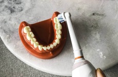 Những thông tin cần biết về bàn chải đánh răng điện