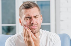 Triệu chứng đau răng: Nguyên nhân, điều trị và cách phòng ngừa