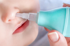 Có nên rửa mũi thường xuyên cho trẻ hay không?