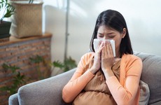 Biểu hiện cúm A ở bà bầu là gì? Bà bầu mắc cúm A nguy hiểm không?