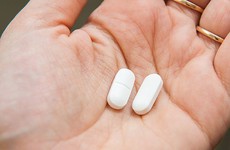 Acetaminophen 500mg là thuốc gì? Lưu ý khi sử dụng acetaminophen 500mg