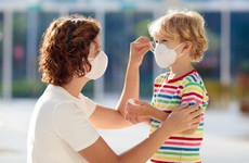 Virus Adenovirus nhiều trẻ đang nhiễm nguy hiểm ra sao, nên làm gì để bảo vệ trẻ?