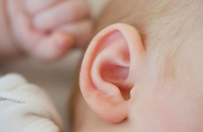 Viêm tai giữa tái phát ở trẻ: nguyên nhân và hướng dẫn dùng thuốc