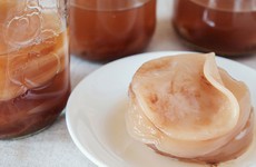 Uống kombucha bao nhiêu là quá nhiều? Dừng ngay khi thấy 5 dấu hiệu "bất ổn" này