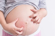 Các tác động tới thai nhi và dấu hiệu nhận biết khi mẹ bị sốt xuất huyết