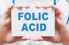 Tại sao phụ nữ mang thai cần bổ sung Axit folic?