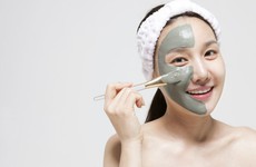 "Skin gritting" - Phương pháp làm sạch lỗ chân lông an toàn và hiệu quả