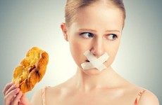 Xét nghiệm nội tiết tố nữ có cần nhịn ăn không?