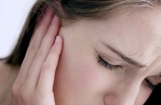 Triệu chứng của bệnh viêm tai ngoài dễ nhận biết