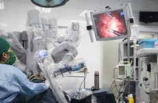 Phương pháp mới: phẫu thuật ung thư tuyến tiền liệt bằng Robot