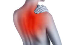 Phân biệt đau lưng thông thường và đau lưng là dấu hiệu của ung thư phổi