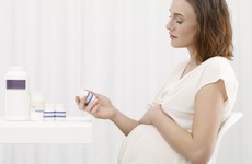 Những điều cần lưu ý trong điều trị viêm mũi dị ứng khi mang thai