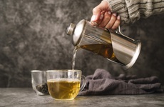 Bị trào ngược dạ dày có nên uống trà không?