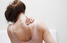 Những dấu hiệu đau mỏi vai gáy mạn tính thường gặp