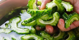 10 tác dụng đáng ngạc nhiên của mướp đắng đối với sức khỏe và làn da