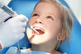 Sâu răng ở trẻ em là gì? Điều trị sâu răng ở trẻ em bằng cách nào?