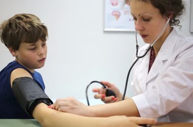Cao huyết áp ở trẻ em: Điều trị đúng cách bằng phương pháp nào?