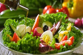 Hướng dẫn chế biến các món salad giảm cân cho chị em nhanh lấy lại vóc dáng thon gọn