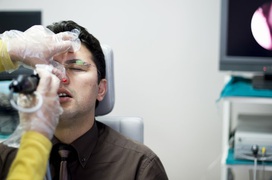 Các triệu chứng của viêm xoang có gì khác với các loại viêm mũi khác?