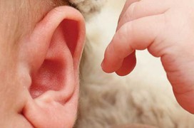 Viêm tai giữa ở trẻ khi nào cần nhập viện?