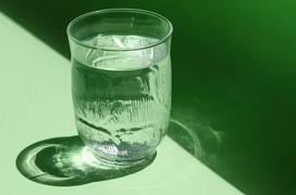 Uống nước nhưng vẫn bị mất nước: Hóa ra đây chính là thủ phạm!