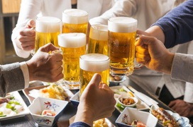 Muốn bảo vệ dạ dày khi uống rượu bia thì đừng bỏ qua 10 thực phẩm này