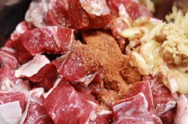 4 sai lầm thường gặp khi chế biến thịt, làm thế nào để ăn thịt đúng cách giảm nguy cơ ung thư dạ dày?