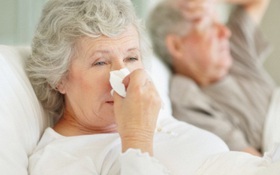 6 biện pháp giúp giảm cơn ngạt mũi mùa khô hanh và lưu ý khi bị bệnh