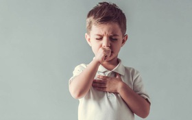 Nguy cơ gia tăng nhanh viêm phổi và viêm phế quản ở trẻ em, chuyên gia khuyến cáo những việc cha mẹ nên làm