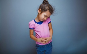 Những biến chứng nguy hiểm do ngộ độc thức ăn ở trẻ