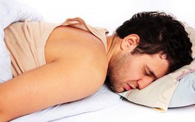 Cẩn thận với những dấu hiệu ung thư vú ở nam giới dễ bị bỏ qua dưới đây