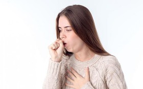 Làm thế nào để phân biệt ho do ung thư phổi và ho do cảm lạnh?