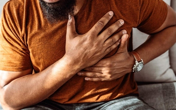 Phân biệt dấu hiệu cơn đau tim và chứng ợ nóng: Khi nào cơn bỏng rát ở ngực báo hiệu nguy hiểm?