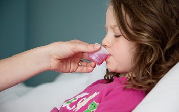 5 nhóm thuốc điều trị viêm VA ở trẻ em thường dùng
