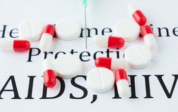 Ám ảnh với biến chứng của HIV/AIDS