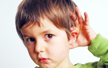 Khiếm thính là gì? Dấu hiệu, nguyên nhân và cách điều trị bệnh hiệu quả