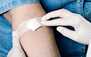 Hướng dẫn đọc các chỉ số kiểm tra chức năng tuyến giáp qua xét nghiệm máu